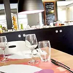 Hotel Campanile Nantes ~