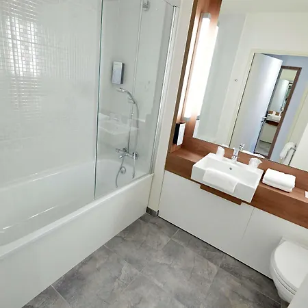 Campanile Nantes ~ Szálloda 3*