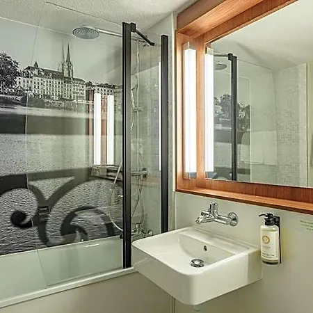 ホテル Campanile Nantes ~ 3*