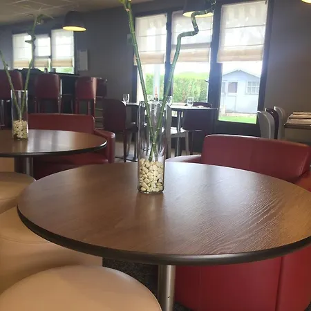 Campanile Nantes ~ Hotel Saint-Herblain