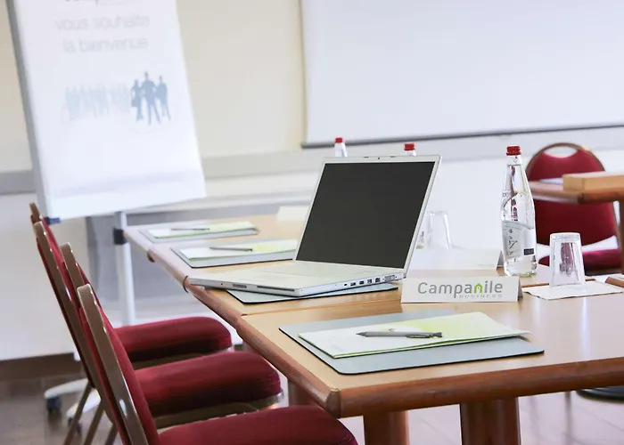 Campanile Nantes ~ Hotel Saint-Herblain