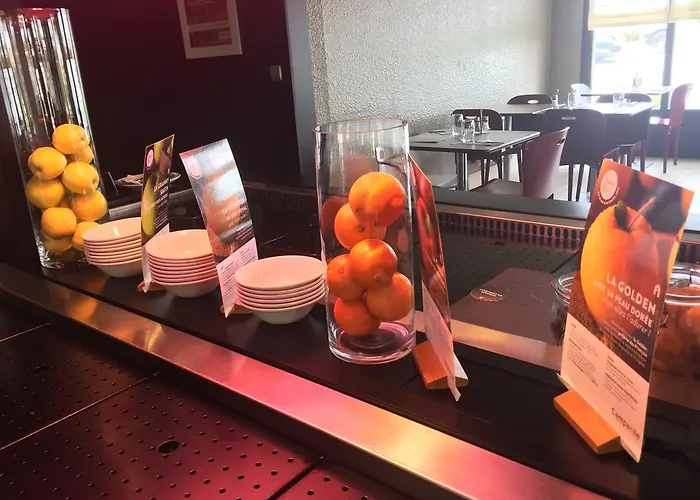 南斯 - 圣埃尔布兰钟楼酒店 圣埃尔布兰